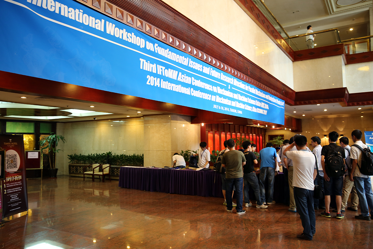 Tianjin 2014 — registration desk
